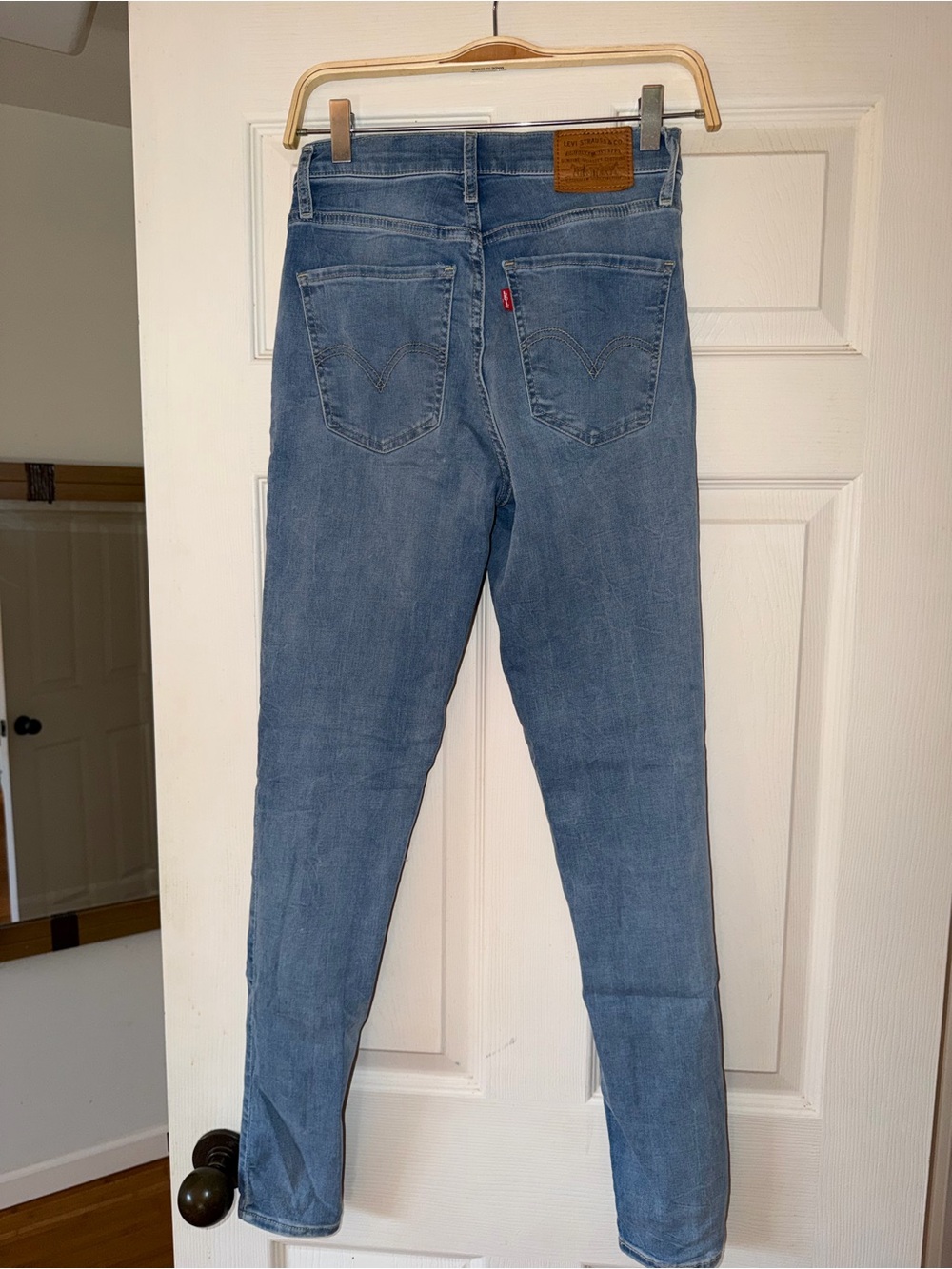 Levi's Light Blue Skinny High-Rise Jeans - Picture 2 of 4